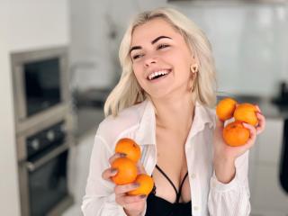 BabeBianca - Show live hard with a shaved sexual organ XXx girl 
