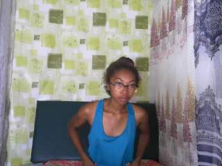 KuttyLove - Live hard with a X teen 18+ 