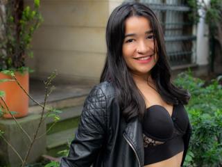 LiliCooper - Webcam x with a black hair Nude teen 18+ 