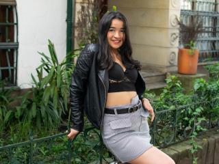 LiliCooper - Live chat sex with a ordinary body shape Porn young and sexy lady 