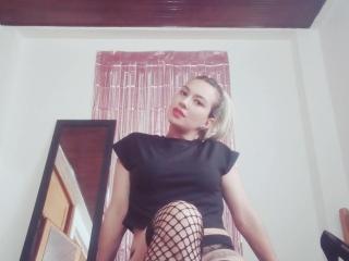 CarlaCoox - chat online x with a ordinary body shape Hot girl 