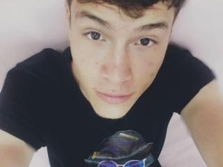 TomHarryX - Live sexe cam - 7103418