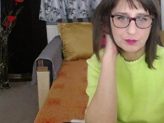 WillingAlanna - chat online xXx with this brown hair Sexy mother 