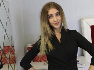 MickieX - Webcam live hard with this platinum hair Hot young lady 