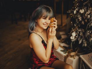 EmmaMilk - Webcam live hard with this fit constitution Exciting young and sexy lady 
