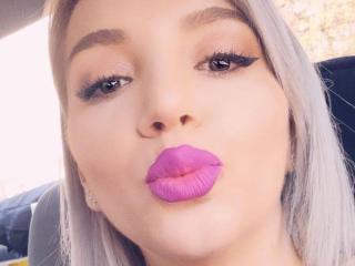 CyraVelvet - Live porn &amp; sex cam - 7121294