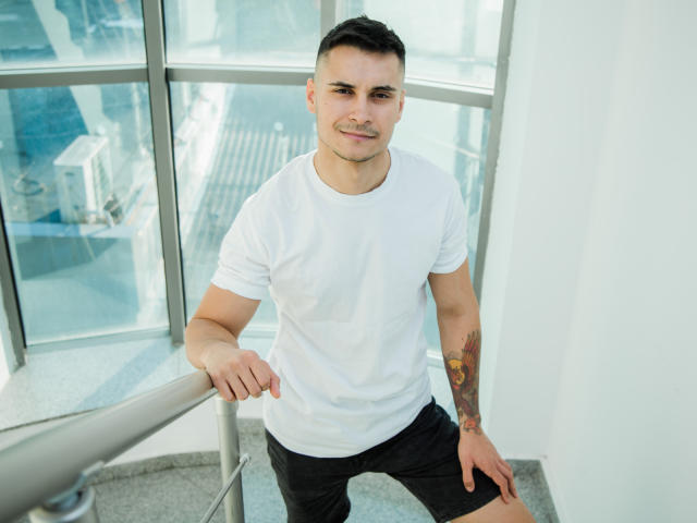 MattMalone - Sexe cam en vivo - 7139792