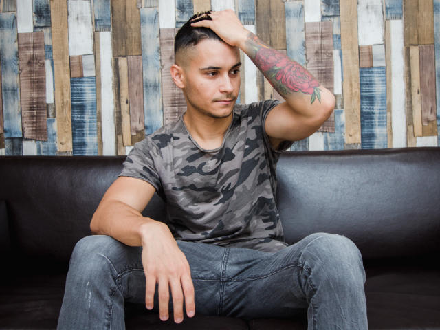 MattMalone - Sexe cam en vivo - 7139816