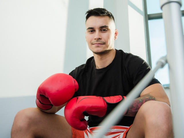 MattMalone - Live Sex Cam - 7139820