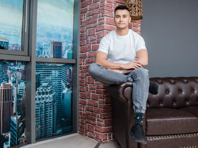 MattMalone - Live sex cam - 7139904