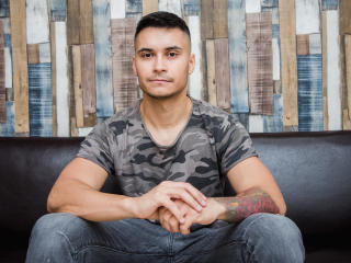 MattMalone - Live Sex Cam - 7139920