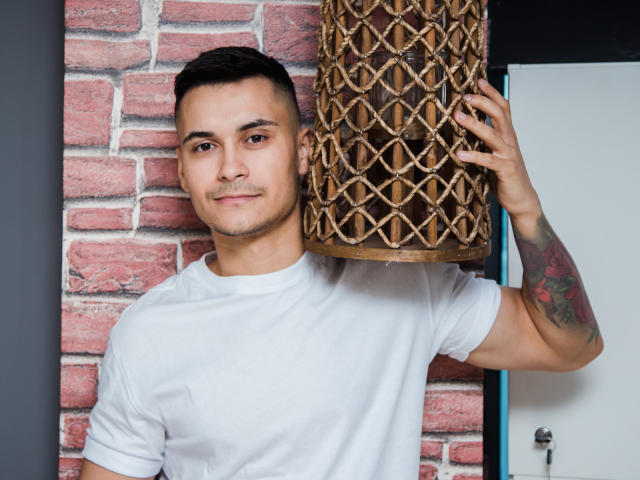 MattMalone - Sexe cam en vivo - 7139924