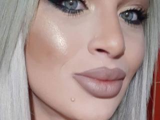 ChaudeNymphX - Webcam porn with a shaved private part Hot babe 