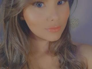 Vaneshia69 - online chat xXx with this russet hair Nude teen 18+ 