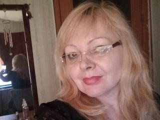 EvelynLoveShy - Live Sex Cam - 7182748
