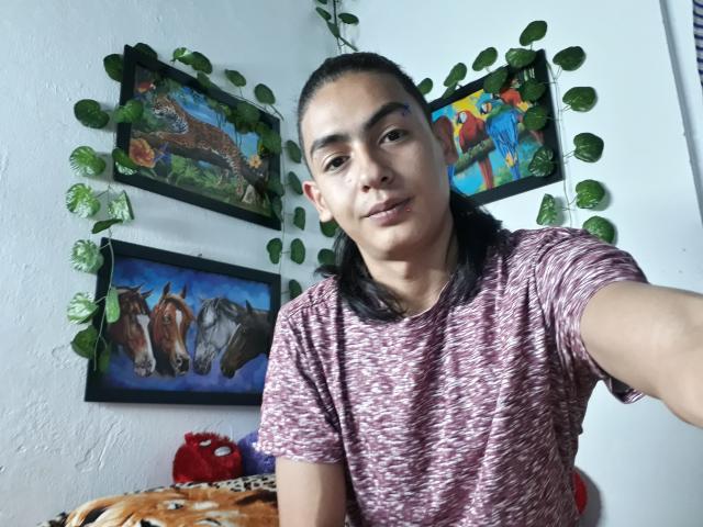 AlexanderBlake - Sexe cam en vivo - 7187680
