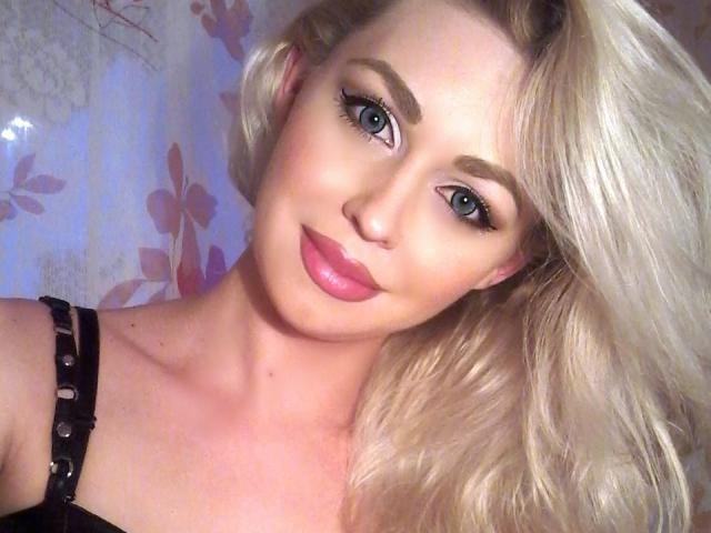 CrownErine - Live sex cam - 7562988