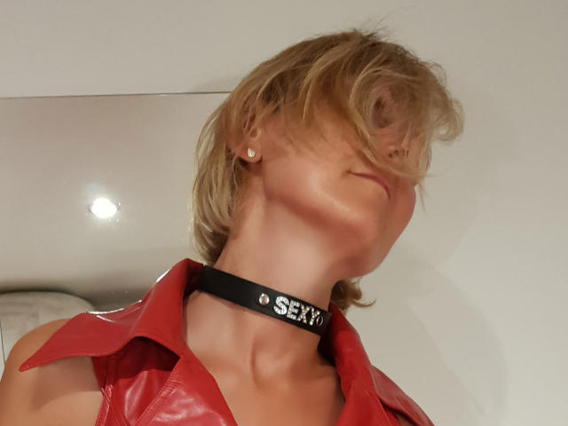 EroticaXEva - Live sex cam - 7582452
