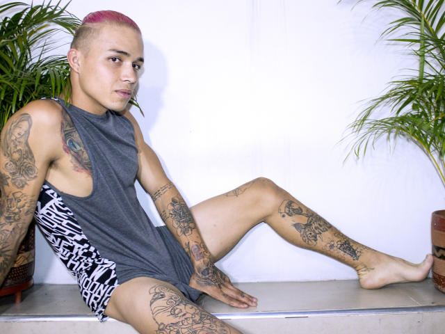RyannGray - Live Sex Cam - 7590644