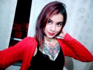 EmillyRose - Live Sex Cam - 7596424