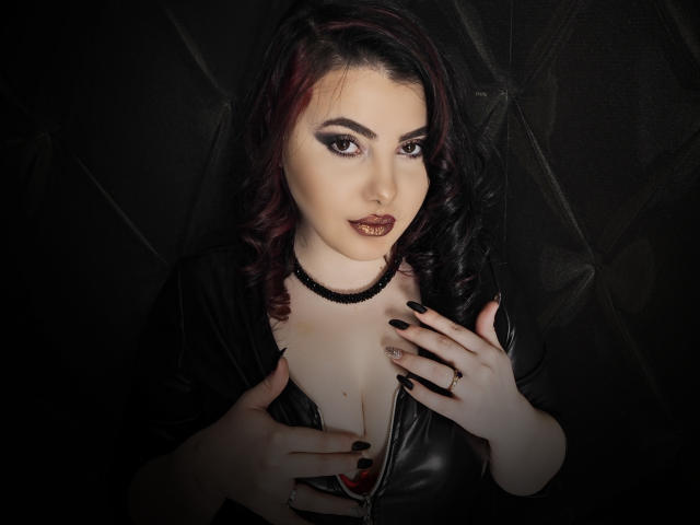 MelissaGlow - Live sexe cam - 7601636