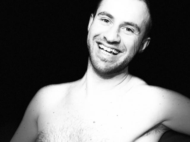 OneSexyGuy - Live sex cam - 7621196
