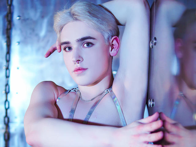 RobbyHot - сексуальная веб-камера в реальном времени - 7700076