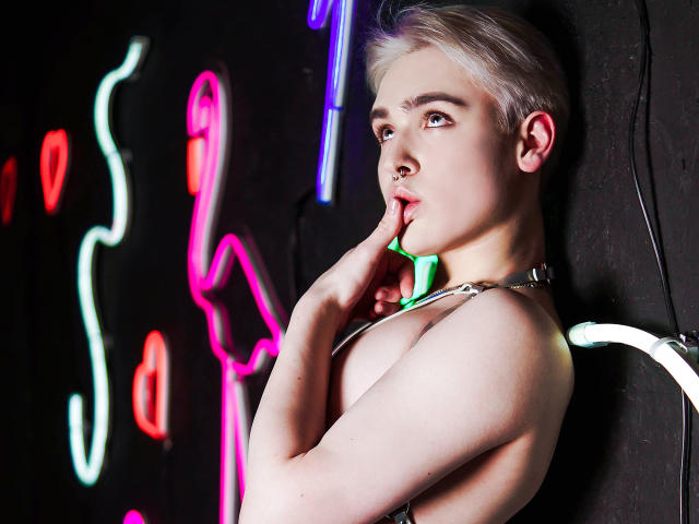 RobbyHot - Live Sex Cam - 7700148