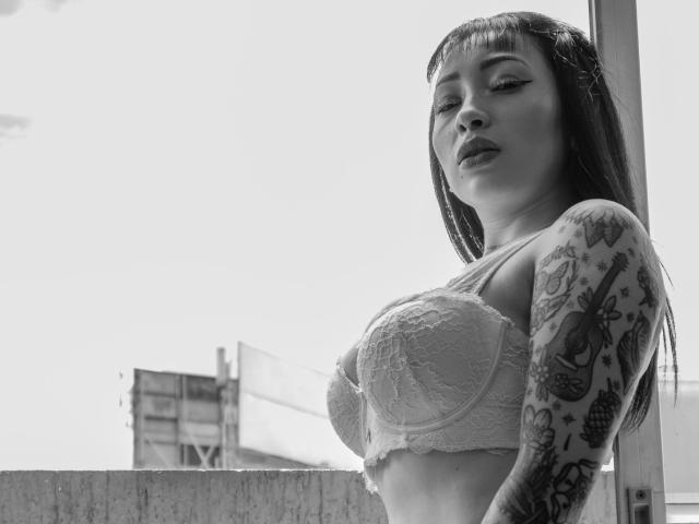 PamelaEvannson - Live Sex Cam - 7718320