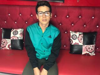 ClayMckensey - Live sexe cam - 7778276