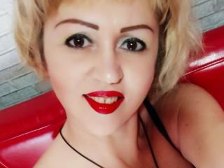 StrangerKarry - Live Sex Cam - 7829240