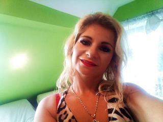 blondeElaine - сексуальная веб-камера в реальном времени - 7829492