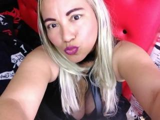 StafanyQueenX - Live porn & sex cam - 7861084