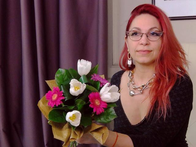 DirttyMature - Live sex cam - 7885236
