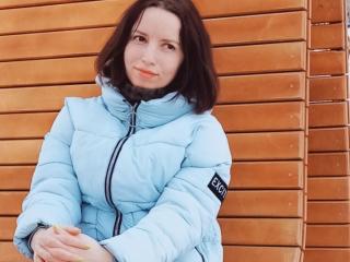Go Adult Chat Model WetThong