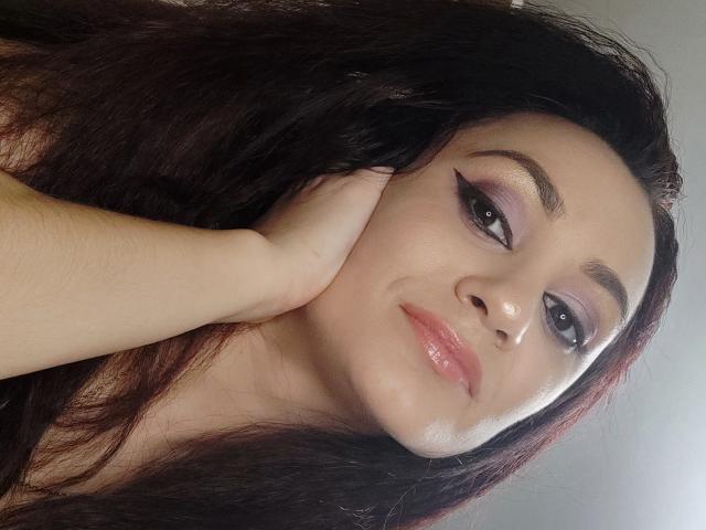 BeauSourireElla - Sexe cam en vivo - 7908244