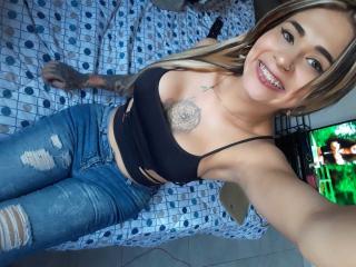 CristalHugetss - Live sexe cam - 7921360