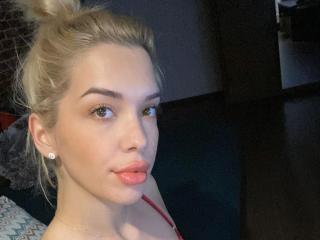 ReyaJasminne - Live porn & sex cam - 7931524