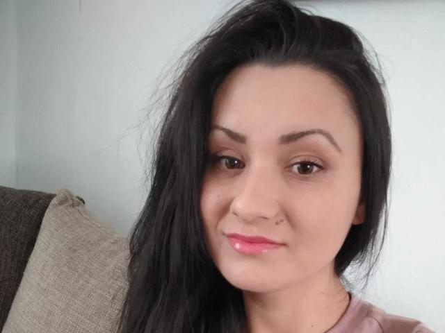 HannahSnow - Live sex cam - 7951932