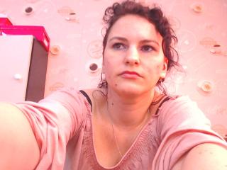 KinkyKosmina - Live Sex Cam - 7993352