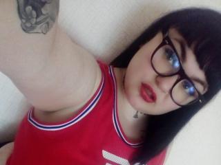 VikkyXbbw - Live Sex Cam - 8020132