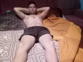 AustinHunk - Live sex cam - 8020928