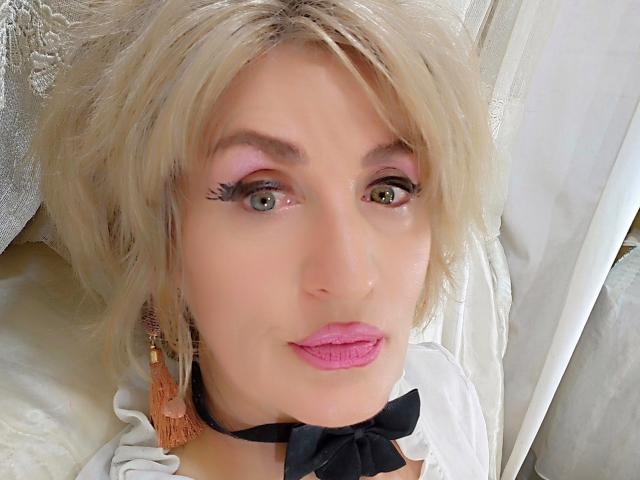 BruneAtomique - Sexe cam en vivo - 8044144