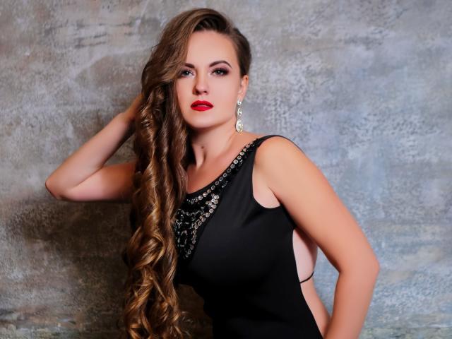 SweetJamille - Live Sex Cam - 8057432