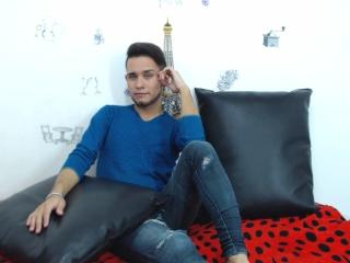 AronChaud - Live sexe cam - 8060720