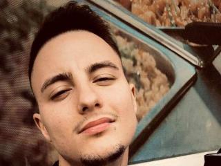 FreddieAce - Live sexe cam - 8067376