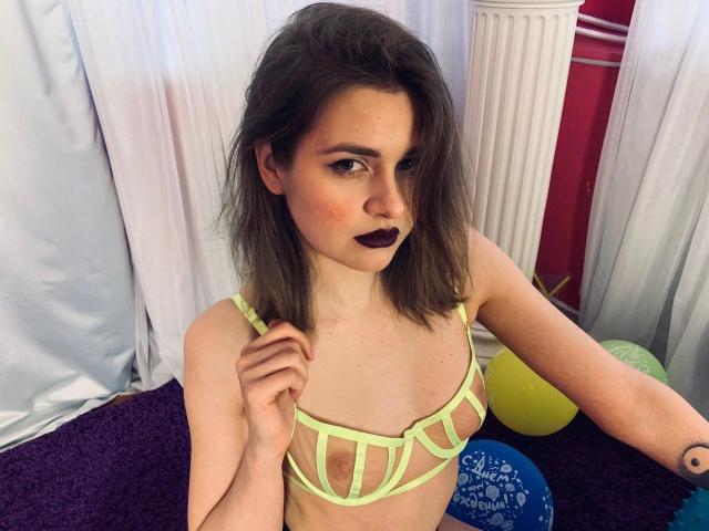 CuttestBlueEyes - Sexe cam en vivo - 8080052