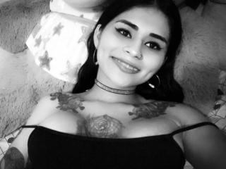 CristalHugetss - Sexe cam en vivo - 8082760