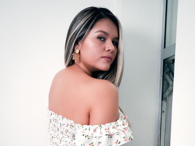 ValerieStone - Live Sex Cam - 8088392