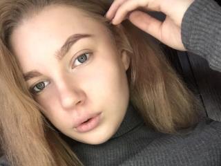 MelroseGloss - Live sexe cam - 8089860